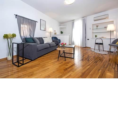 Apartment Dalmatina