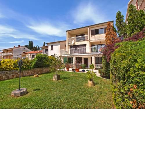 Apartment Damir 864