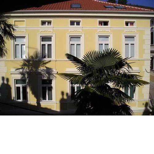 Apartment Damir