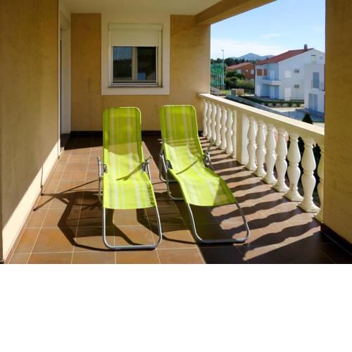 Apartment Davor (UGL515)