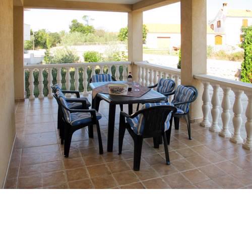 Apartment Davor (UGL516)