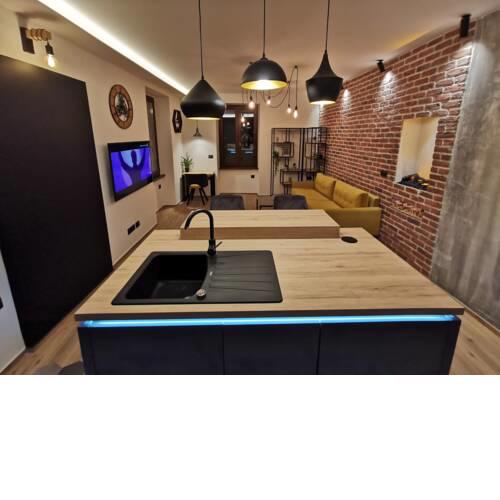 APARTMENT DE VILLE 2020.