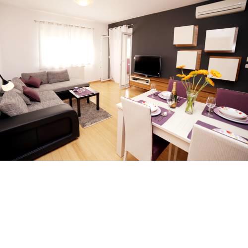Apartment Dea - Three Bedroom Apartment
