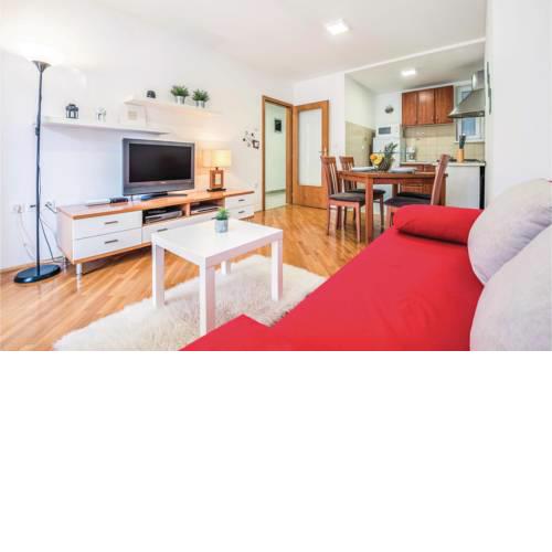Apartment Defranceschijeva III