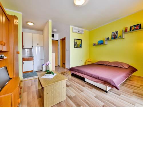 Apartment Dejana