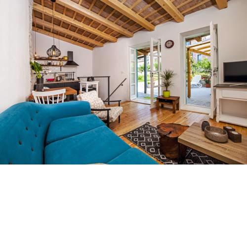 Apartment Delight City