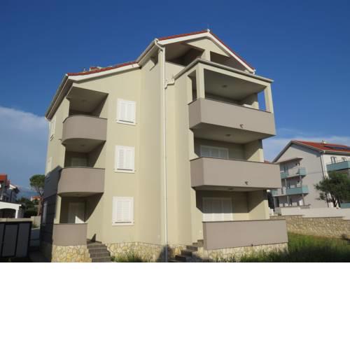 Apartment DENIS