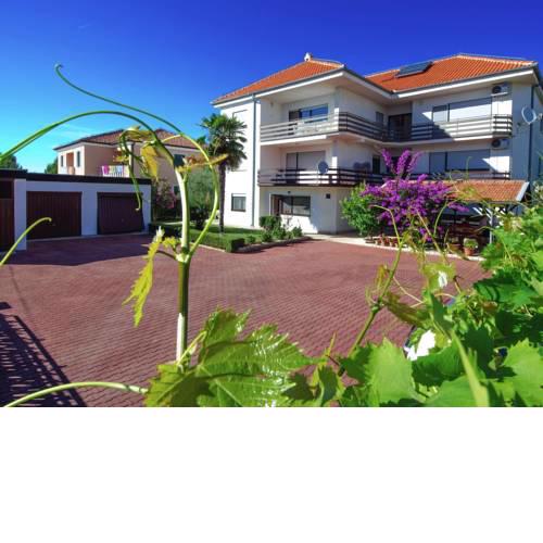 Apartment Denis