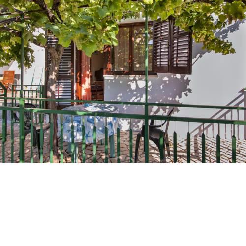 Apartment Dinono