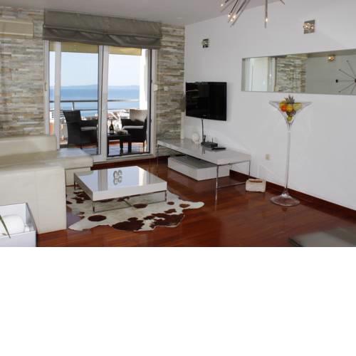 Apartment Divina