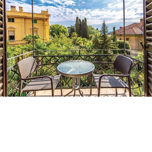 Apartment Dobrilina Cr
