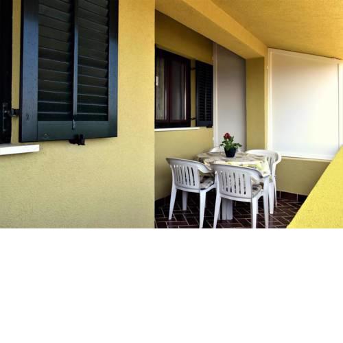 Apartment Dobropoljana 8312b
