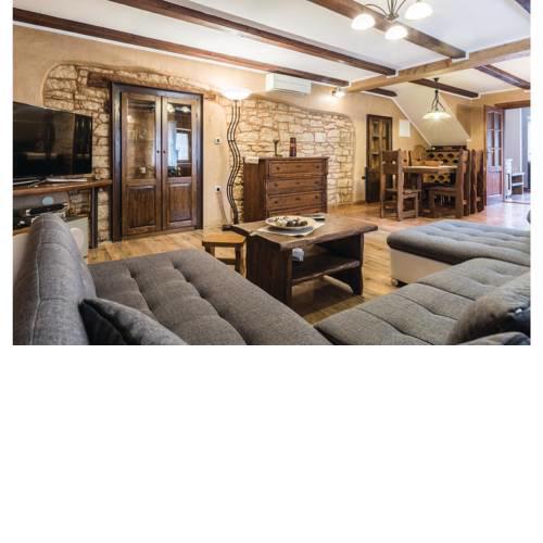 Apartment Dolinci with Fireplace III