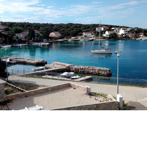 Apartment Dora 1 Jakišnica