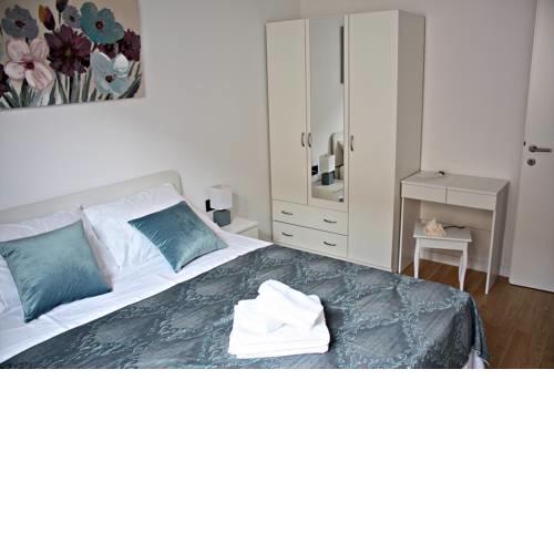 Apartment Dora