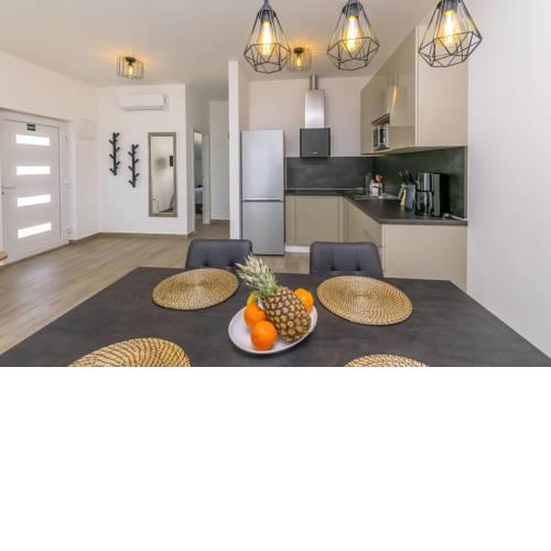 Apartment Dora