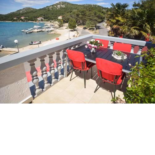 Apartment Drage 14356b