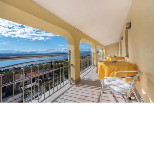 Apartment Dramalj 5592b