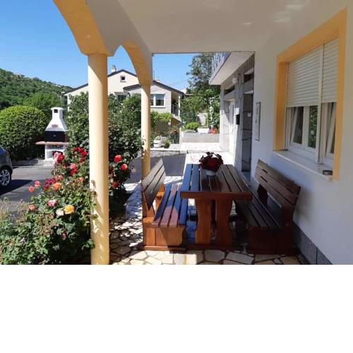 Apartment Duba