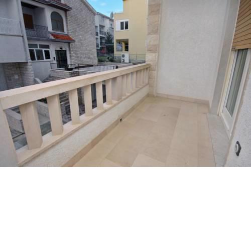 Apartment Duce 5973a