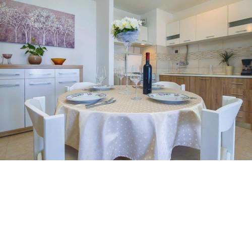 Apartment Duje ***