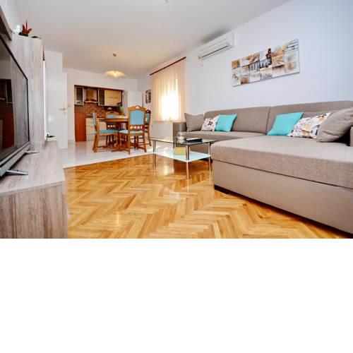 Apartment Dunatov