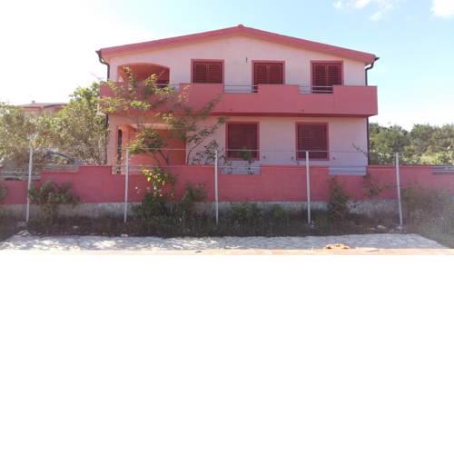 Apartments Ema Vir