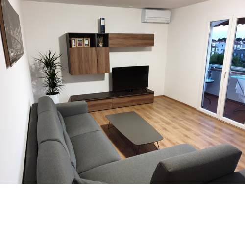 Apartment Ema