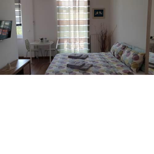 Apartment Ema