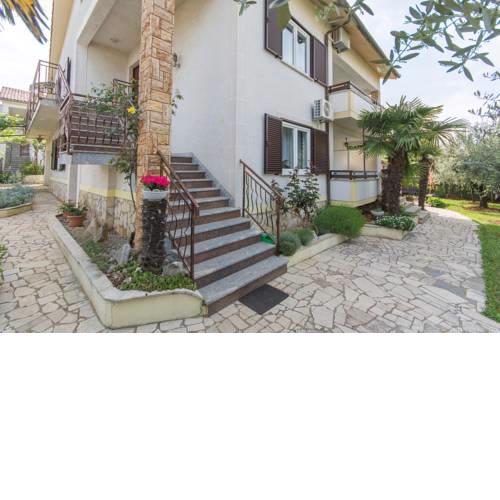 Apartment Emili