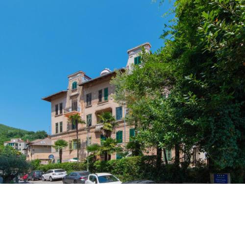 Apartment Emillia