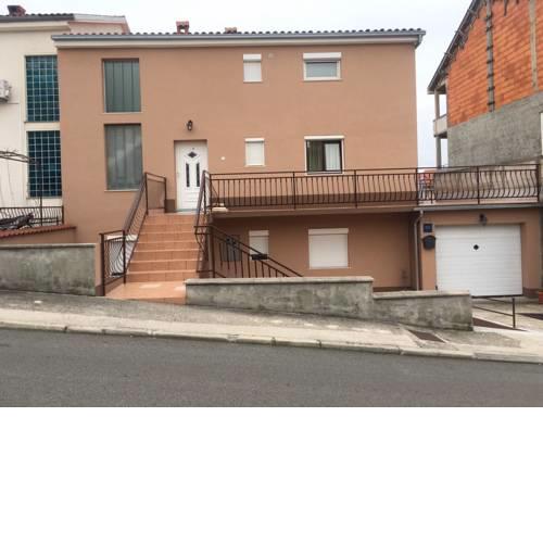Apartment Ena
