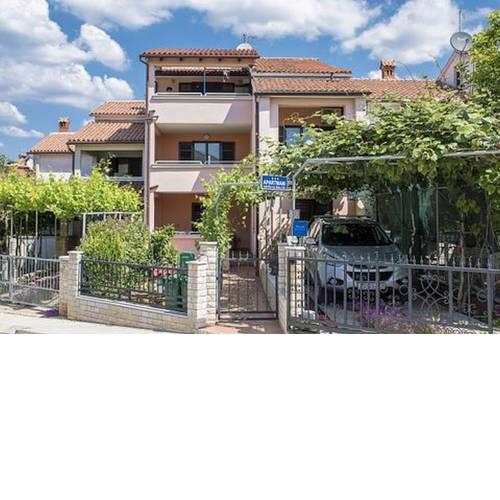 Apartment Eni