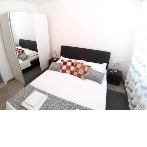 Apartment Enjoy life Makarska 2+2, center