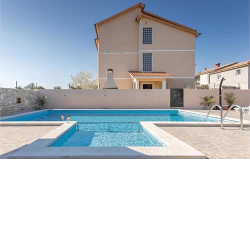Apartment Fazana *LXVIII *