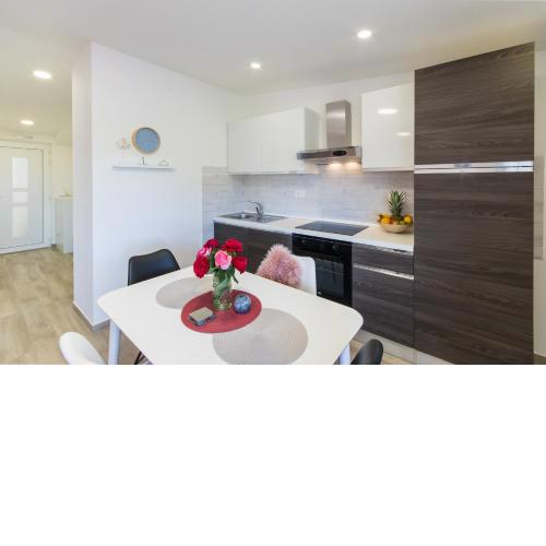 Apartment FINTA