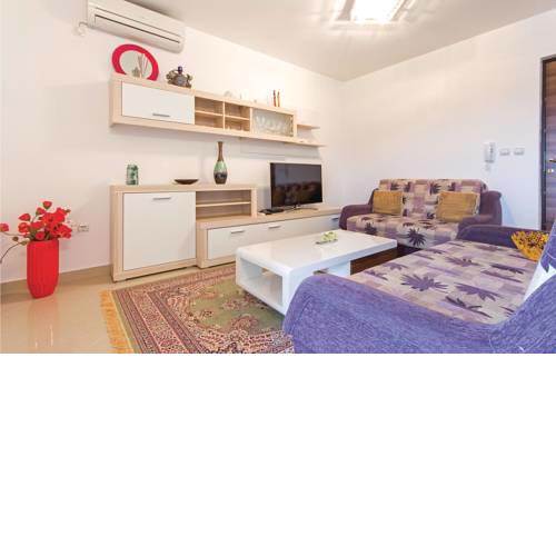 Apartment Fondole with Sea View 01