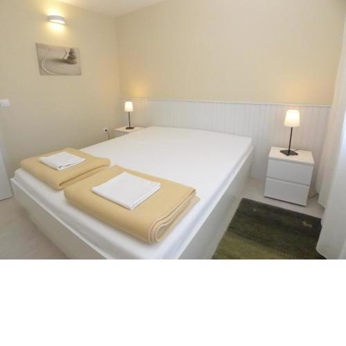 Apartment for 3 persons in quiet part of Premantura with Wi-Fi, air conditioner and parking