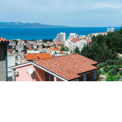 Apartment for four with a sea view