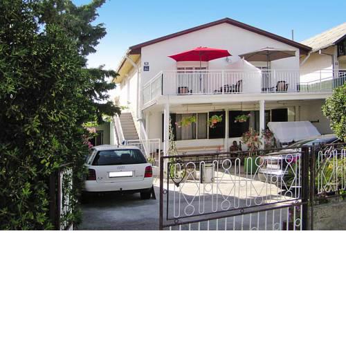 Apartment Franjo Pirovac - CDN04097-CYA