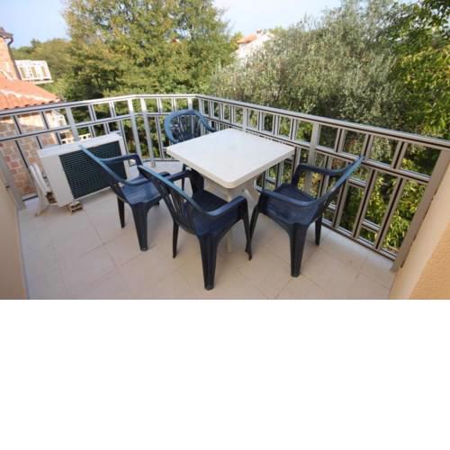 Apartment Funtana 7076b