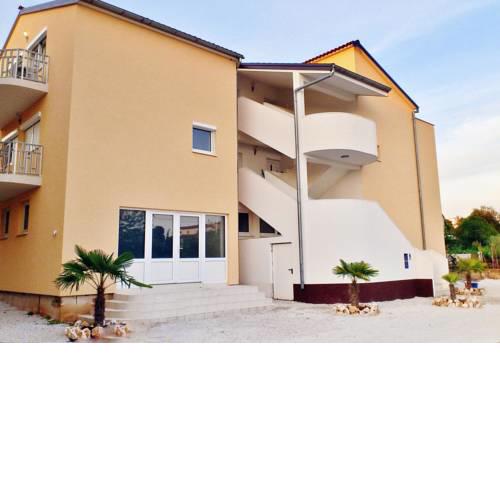 Apartment Funtana 7076c