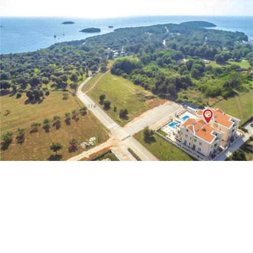 Apartment Funtana I