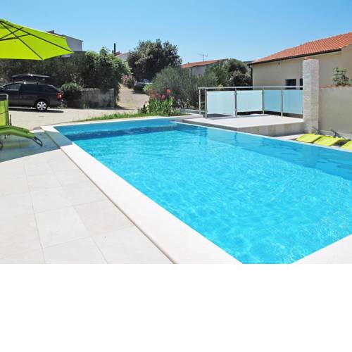 Apartment Galeb (ROZ103)