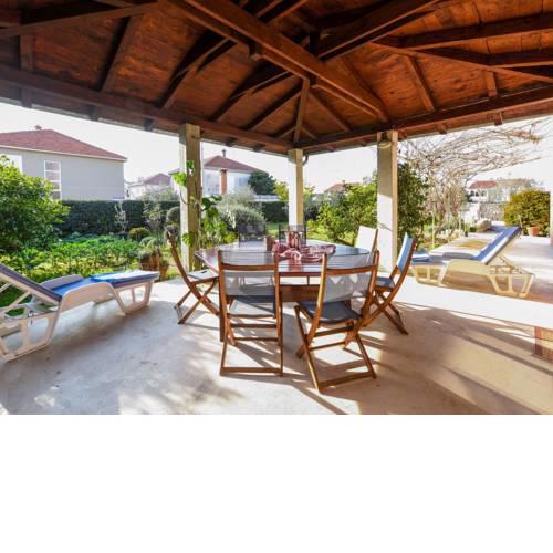 Spacious Apartment in Zadar with Private Terrace