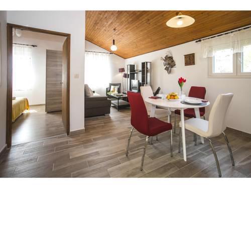 Apartment Goga's Retreat in Marina
