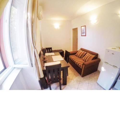 Apartment Goge
