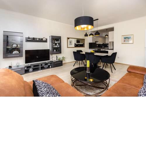 Apartment Golden Oasis