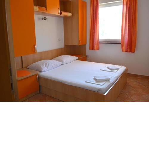 Apartment Gradac 13681d