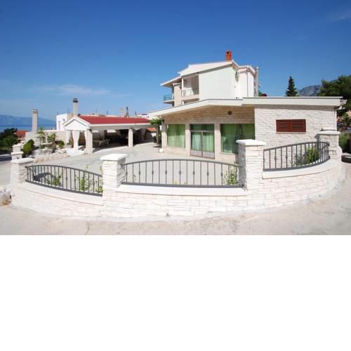 Apartment Gradac 15282c